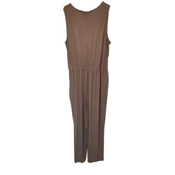 Chico's Zenergy Sz XXL (4) Tan Pippa Jumpsuit Sleeveless Stretchy One Piece - Picture 6 of 7
